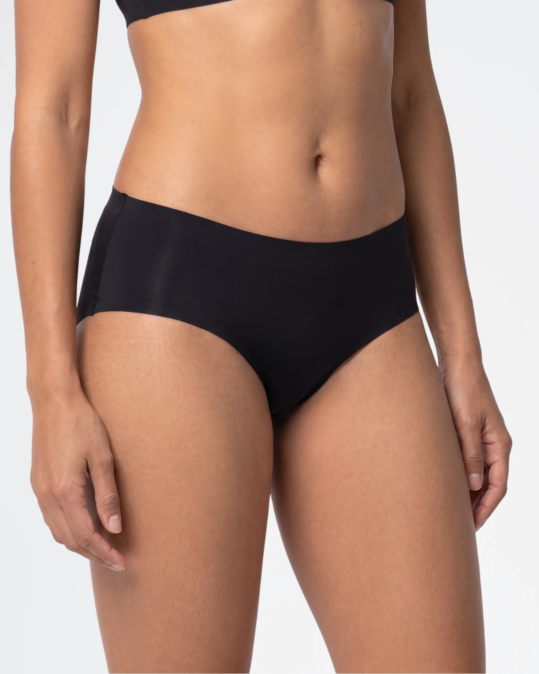 Braguita de pierna alta Sloggi ZERO Feel 2.0 10217838 en color negro