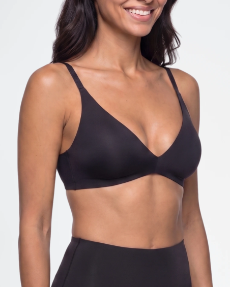 Sujetador push-up sin aro Sloggi ZERO Feel 2.0 THE UP 10226701 en color negro