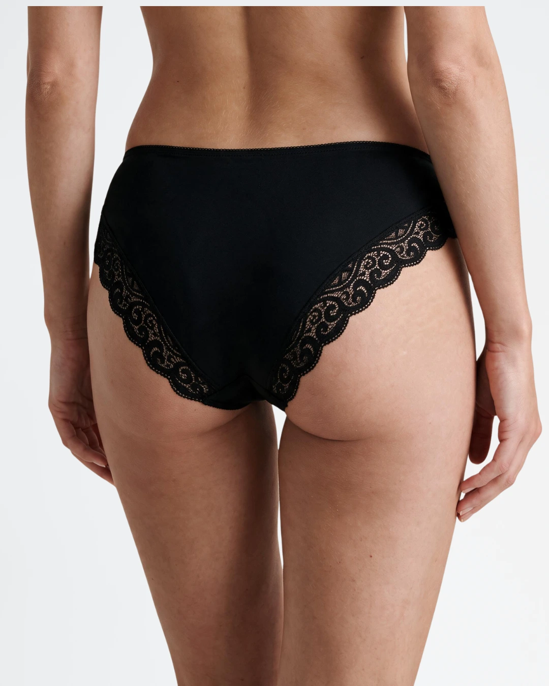 Braguita tai Triumph Amourette 10210688 en color negro