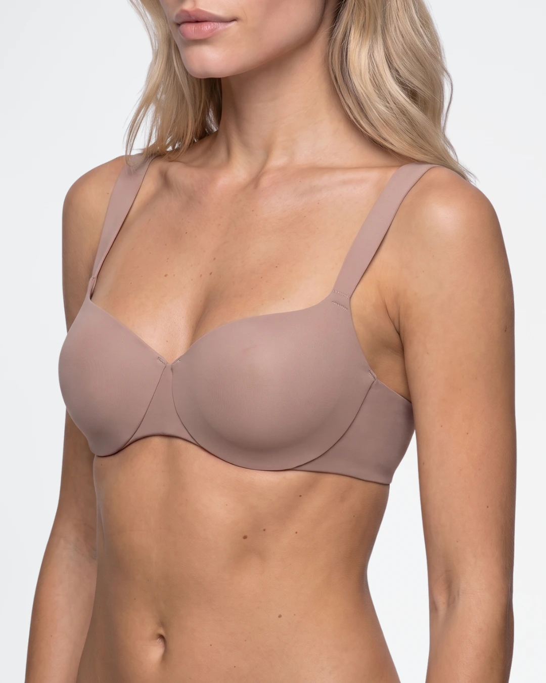 Sujetador con aro y relleno Triumph Body Make-Up Illusion 10217848 en color marrón