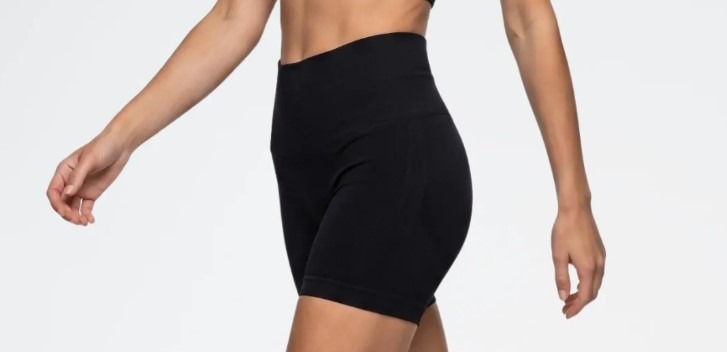 Leggings sin costuras para mujer: cortos o largos y cómo elegir talla